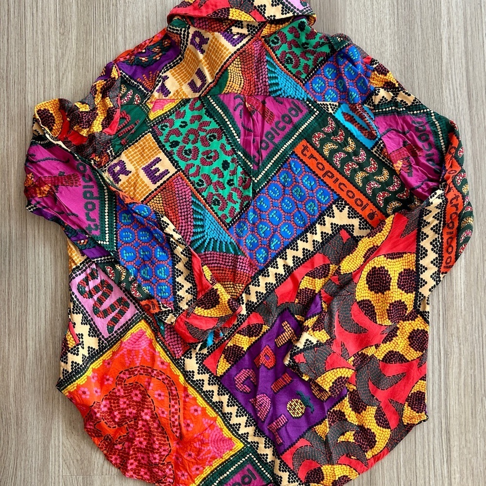 Farm Rio Dotted Patch Scarf Shirt Multicolor Tropical Button Down Blouse Size M - Picture 8 of 13